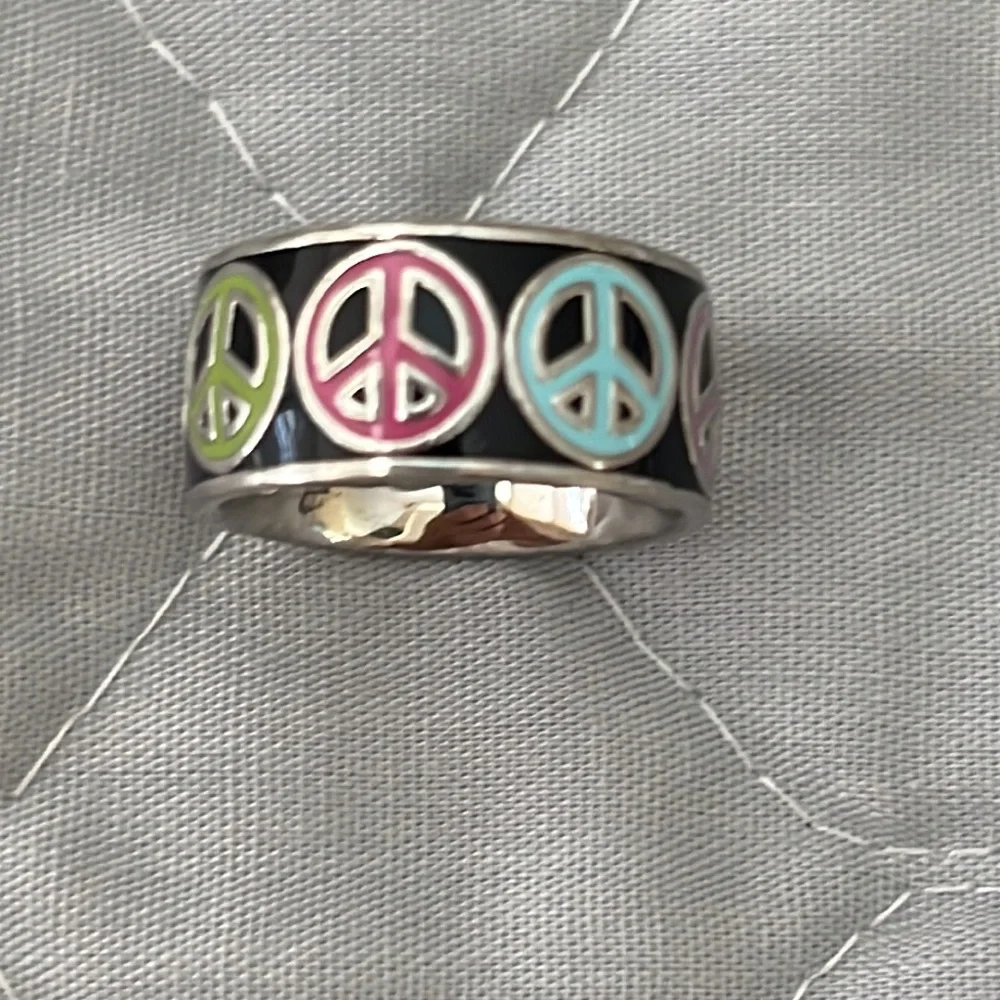 Coach Peace Ring - Picture 2 of 11